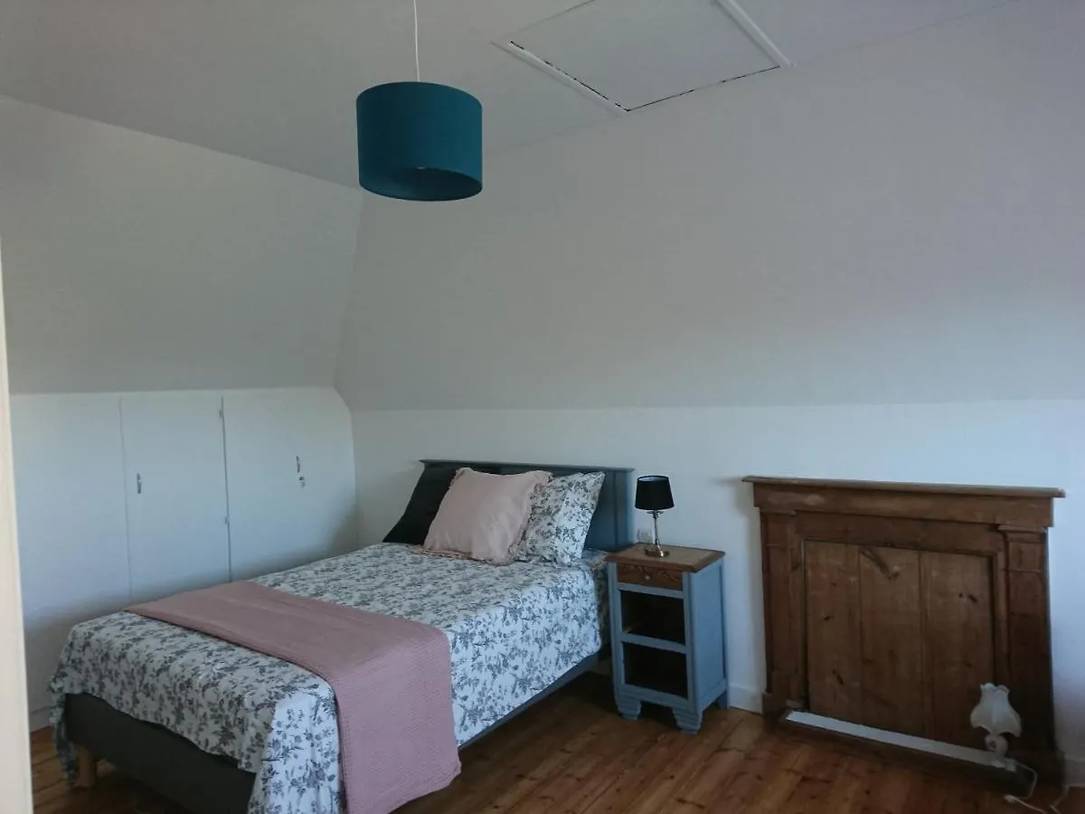 Ti Mammig Reina Villa Guisseny 0*,  France